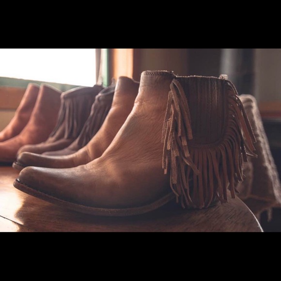 Liberty Black Fringe Boot size 10 - Picture 2 of 3